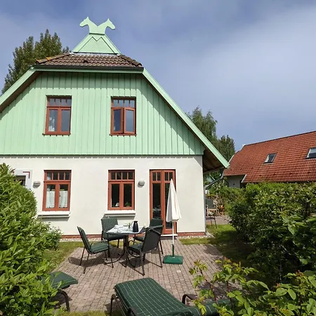 Ferienhaussiedlung Strandperlen Sanddornhof 2c Wustrow (Fischland)