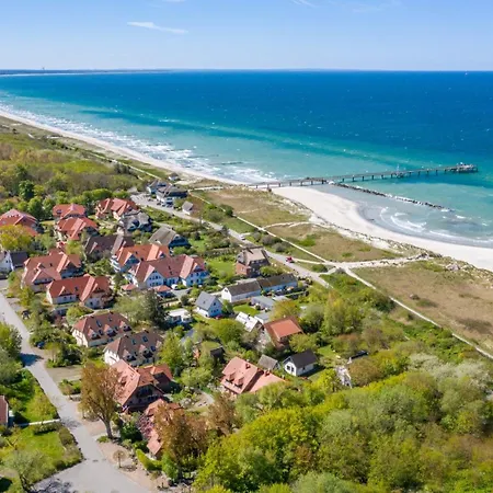 Holiday home Ferienhaussiedlung Strandperlen Sanddornhof 2c Wustrow (Fischland)